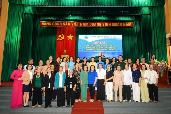 Hình ảnh cho bài viết Hội Liên hiệp Phụ nữ tỉnh Phú Yên gặp mặt 120 nữ cựu tù cách mạng tiêu biểu 